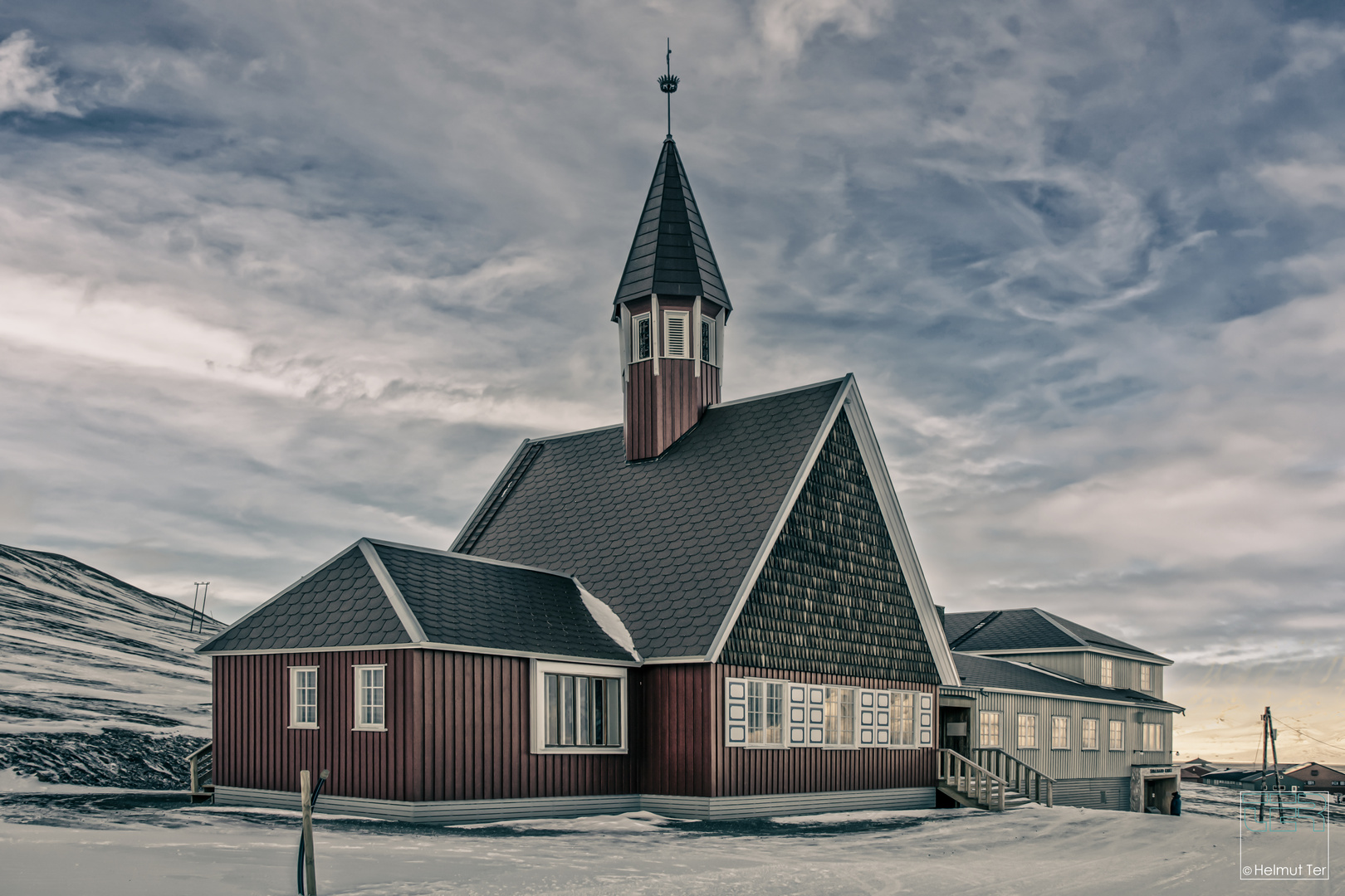 Svalbard Kirke