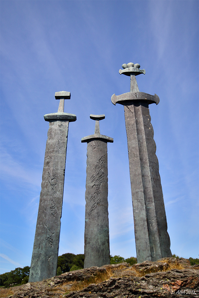 Sverd i fjell