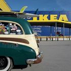 Sverige * Borlänge IKEA* 1950 Chevrolet Styleline Station Wagon