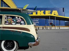 Sverige * Borlänge IKEA* 1950 Chevrolet Styleline Station Wagon