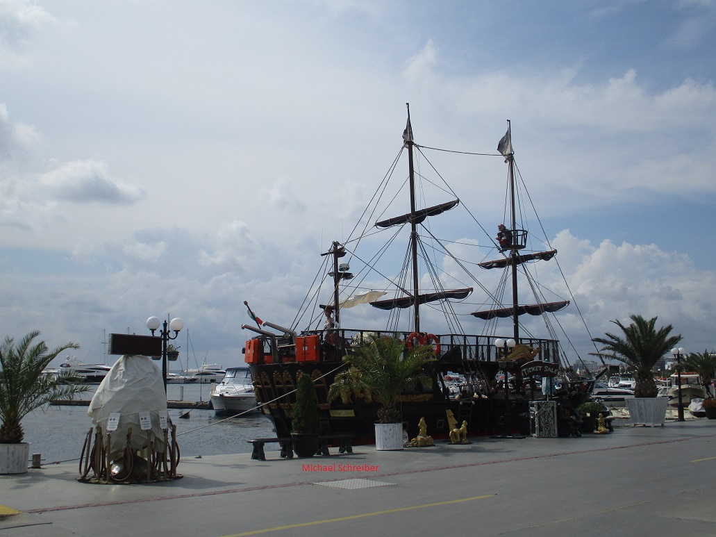 Sveti Vlas im Hafen die Piraten of the Black Sea?