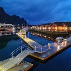 Svolvær-Rorbu bei Nacht