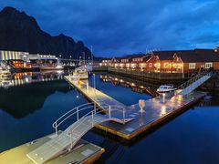 Svolvær-Rorbu bei Nacht