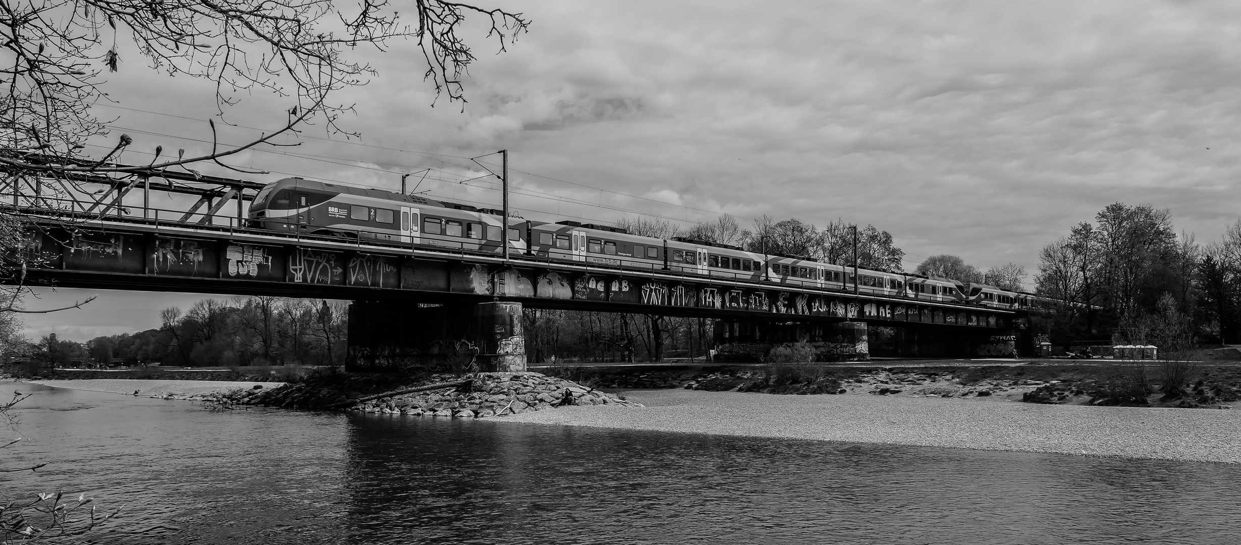 SW an der Isar