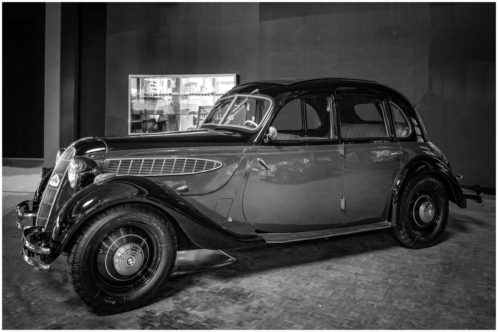 SW- BMW 326-327 Jahr 1941