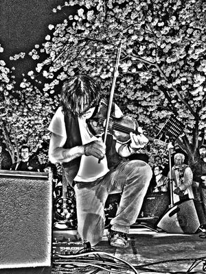 S/W-HDR : Mani Neumann (farfarello)