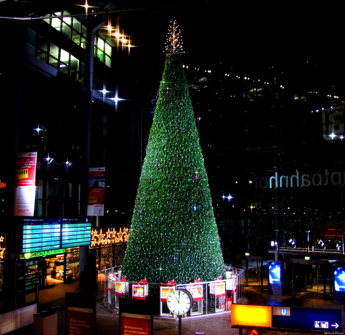 SWAROVSKI Crystal Christmas Tree
