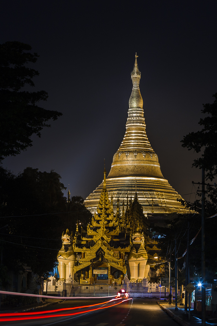 Swaydagon Pagode in Rayong (Myanmar)