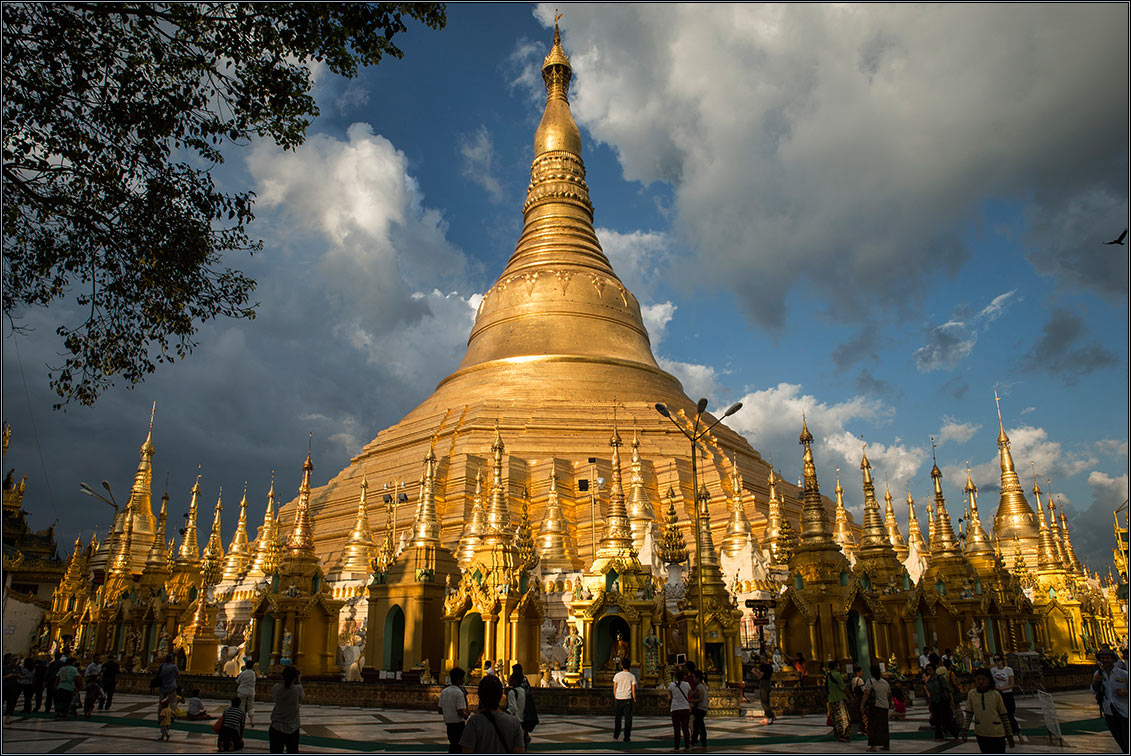 Swedagon Pagade