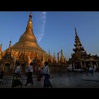 Swedagon Pagode im Abendlicht