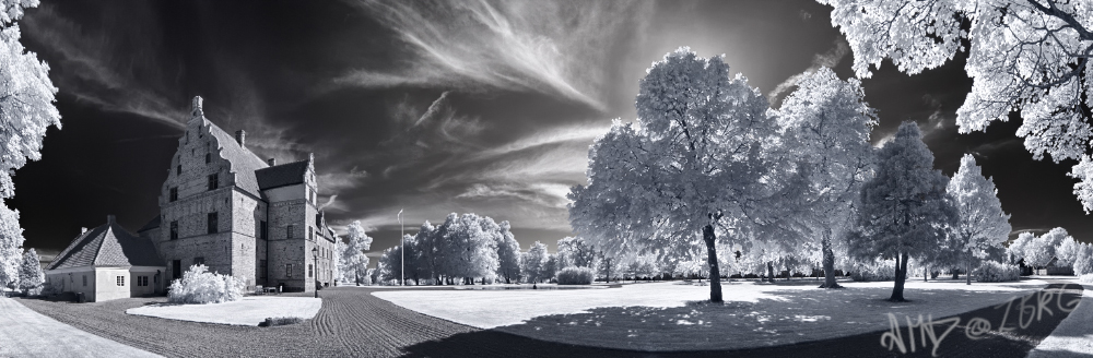 Sweden, Svenstorps slott - infrared panorama 180°