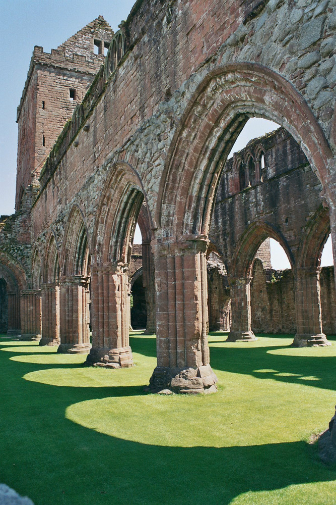 sweetheart abbey 2