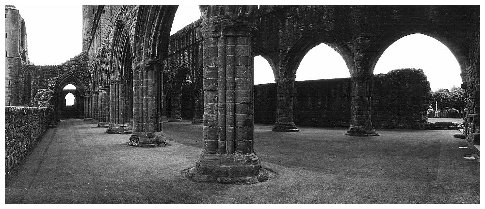 Sweetheart Abbey, New Mill, Scottland (II)