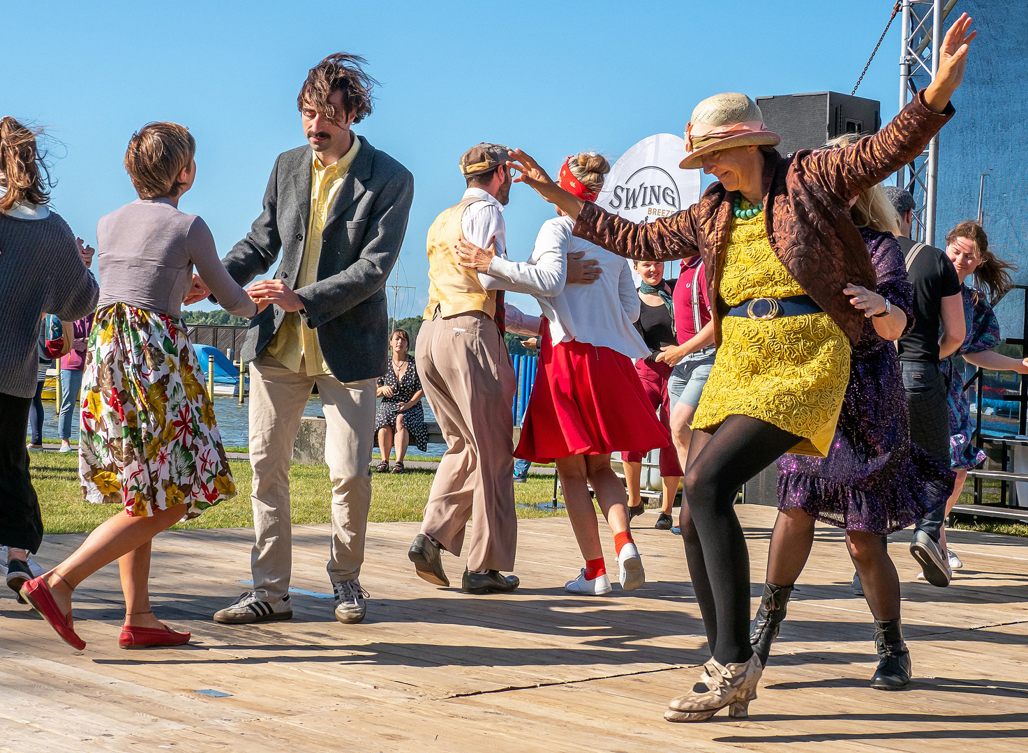 Swing Breeze und Oldtimertreffen im Hafen Ribnitz