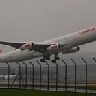 Swiss A340-300X beim Start