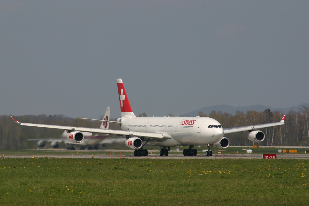 Swiss A340 in Zürich-Kloten