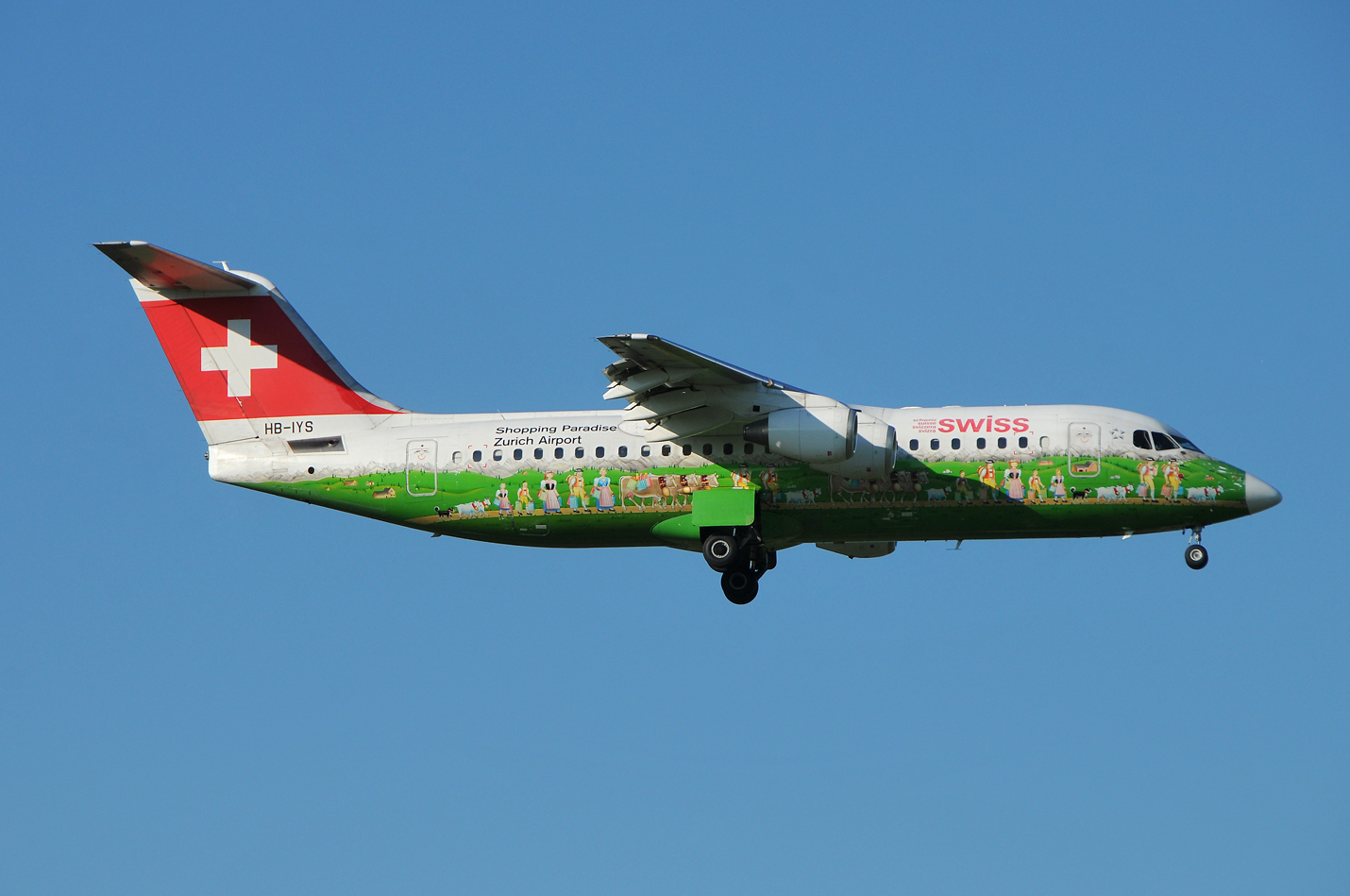 Swiss BAE Systems Avro 146-RJ100 HB-IYS 