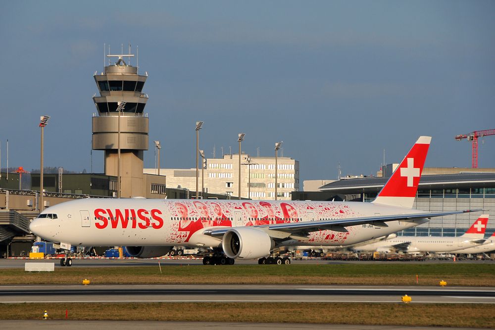 Swiss Boeing 777-300ER HB-JNA