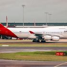 SYD QF 747-400 taxiing