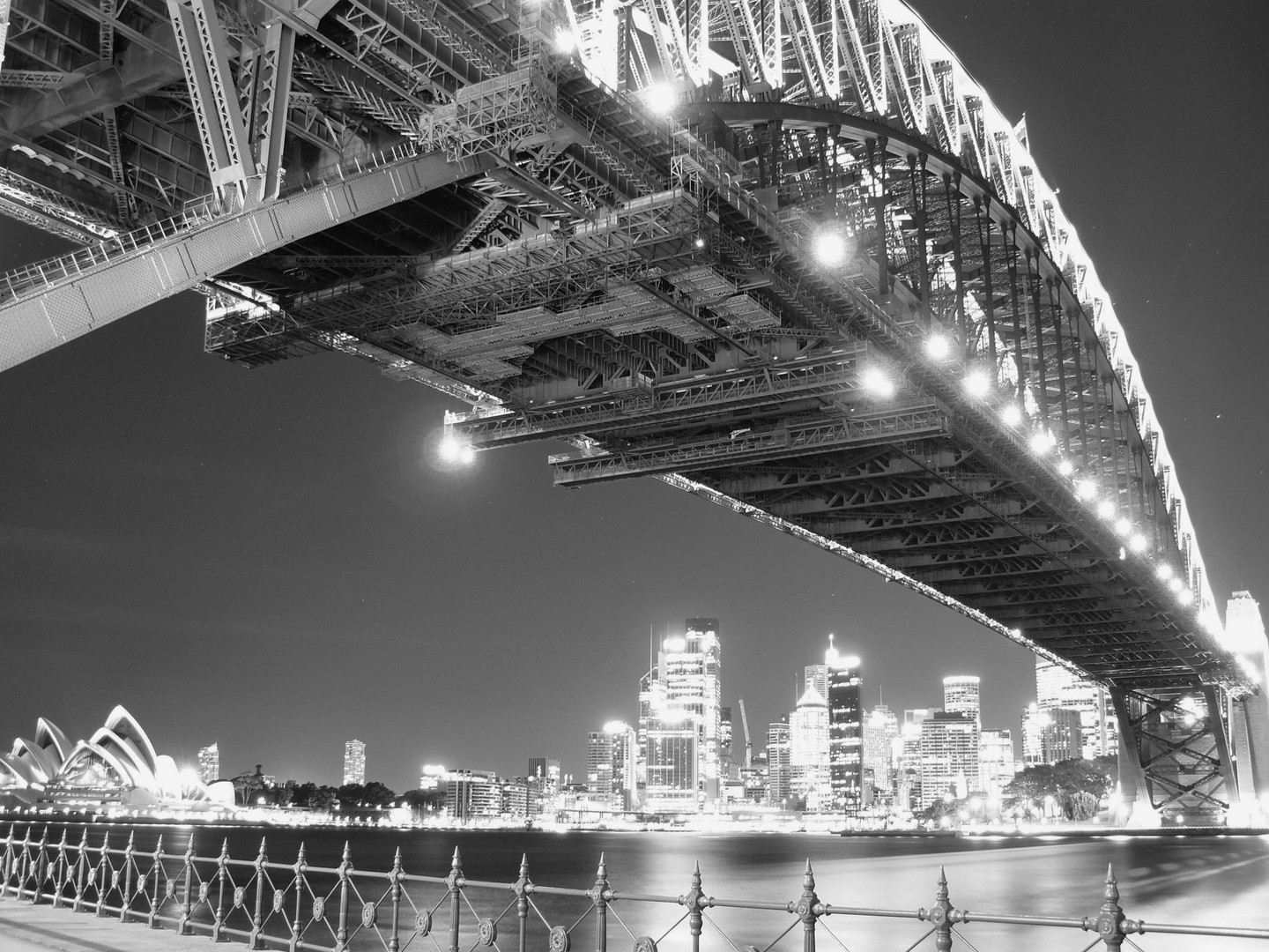 Sydney black`n`white