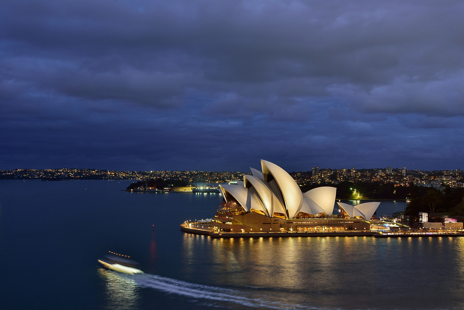 Sydney by night