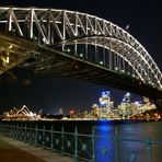 Sydney Harbour Bridge bei Nacht