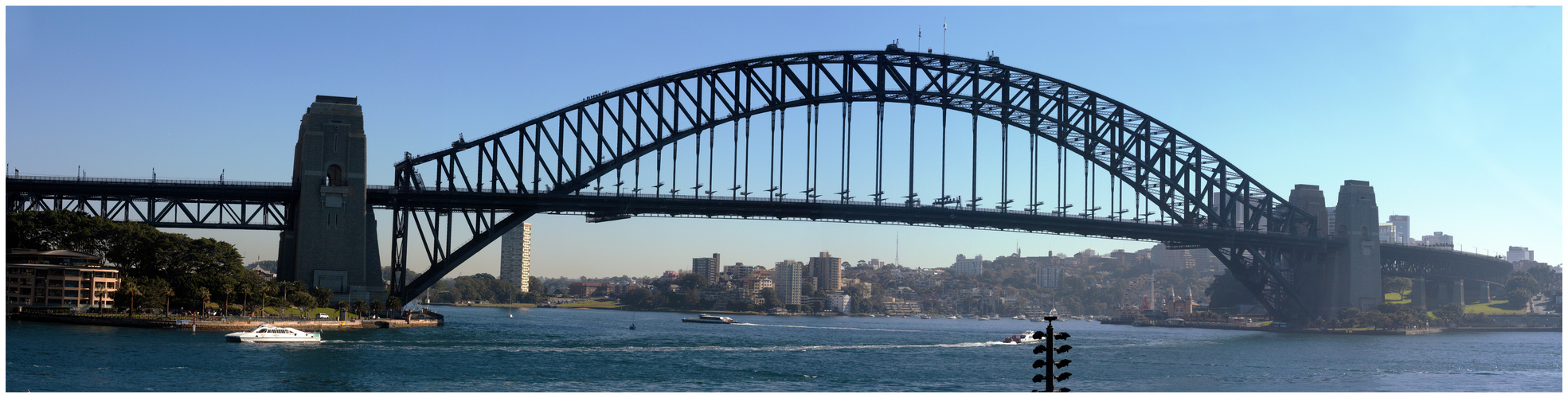 Sydney - Harbour Bridge