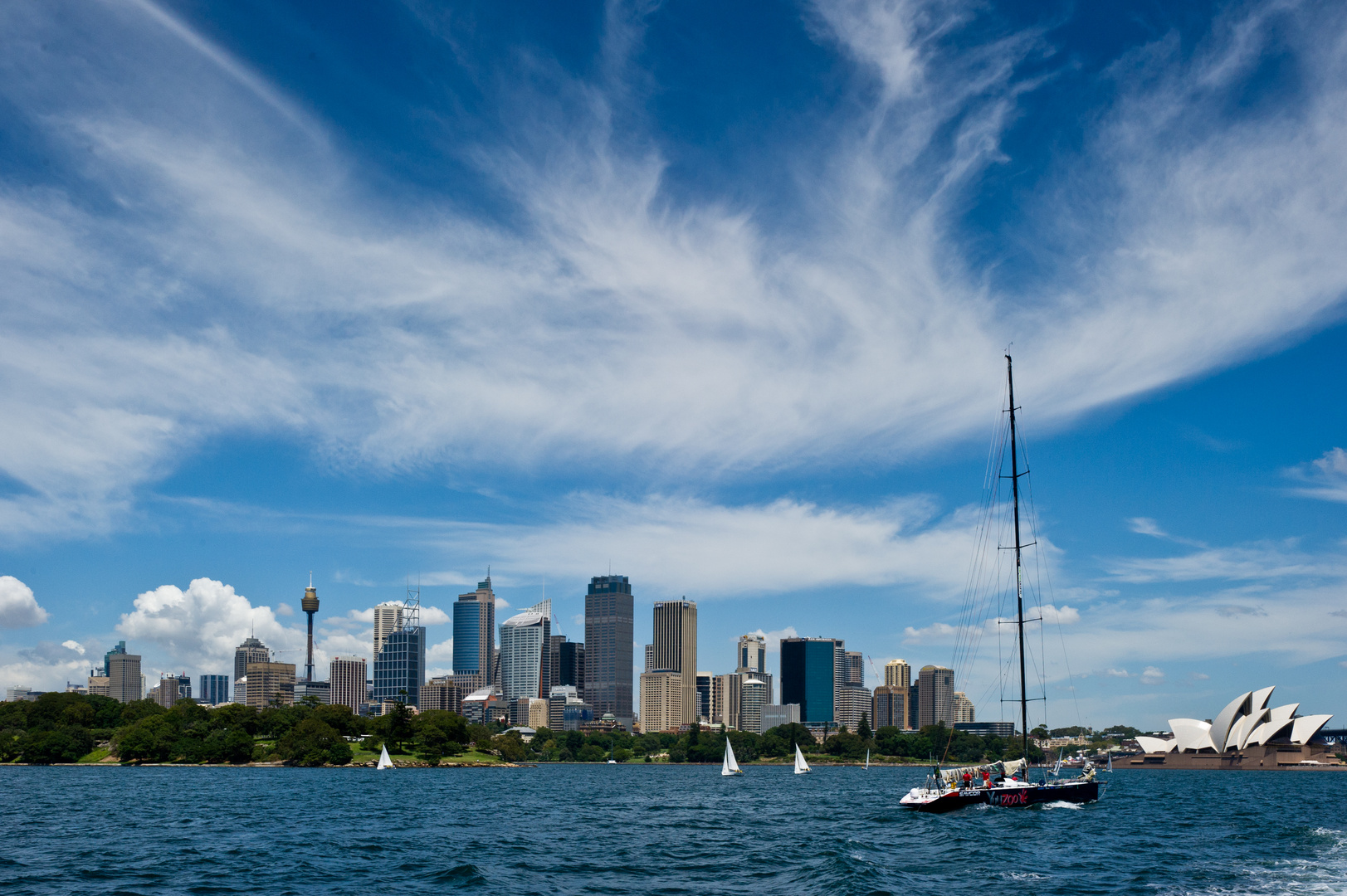 Sydney Harbour mit Skyline