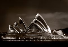 - Sydney Oper IV -