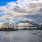 Sydney opera and bridge