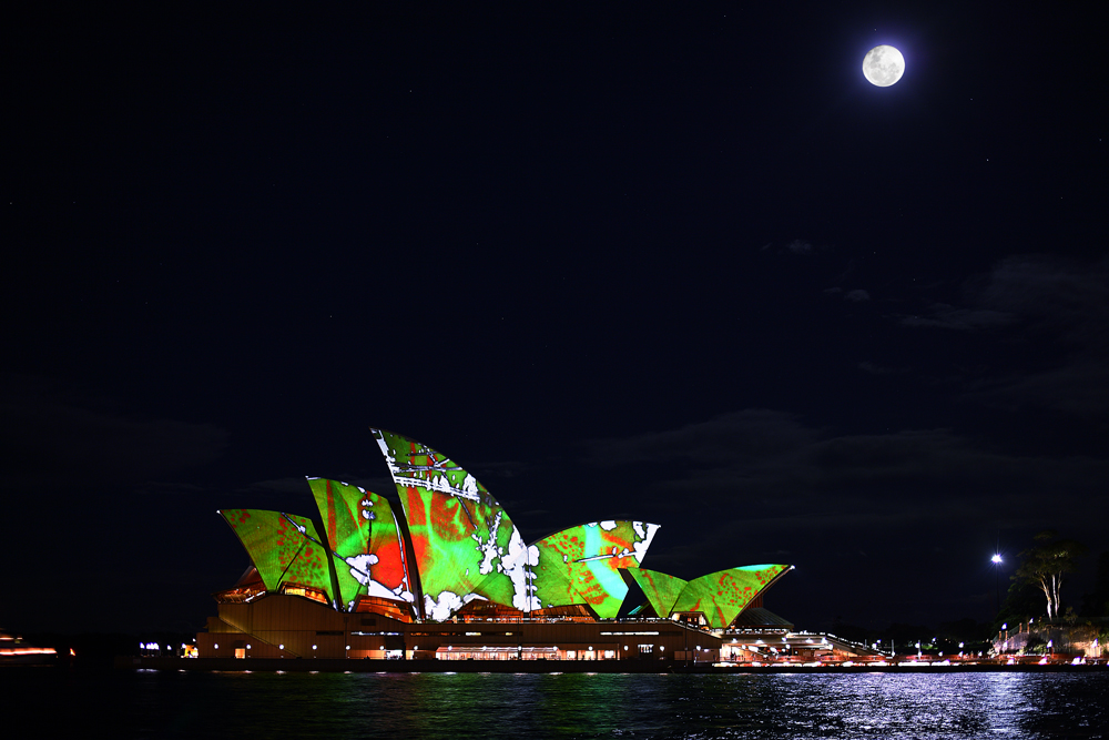 Sydney Opera House - Lighting the Sails