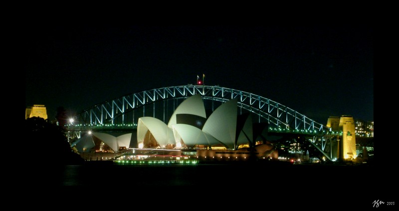 Sydney Opera House @ night