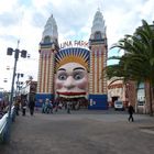 Sydney's Freizeitpark unter der Harbour Bridge