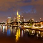 Sykline Frankfurt von der Alten Brücke