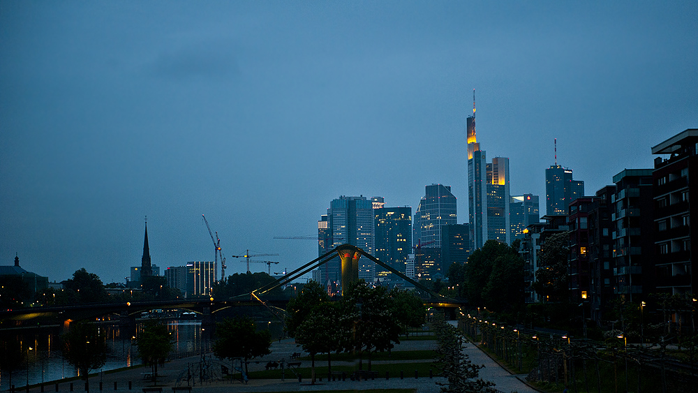 Sykline von Frankfurt aus dem Oosten