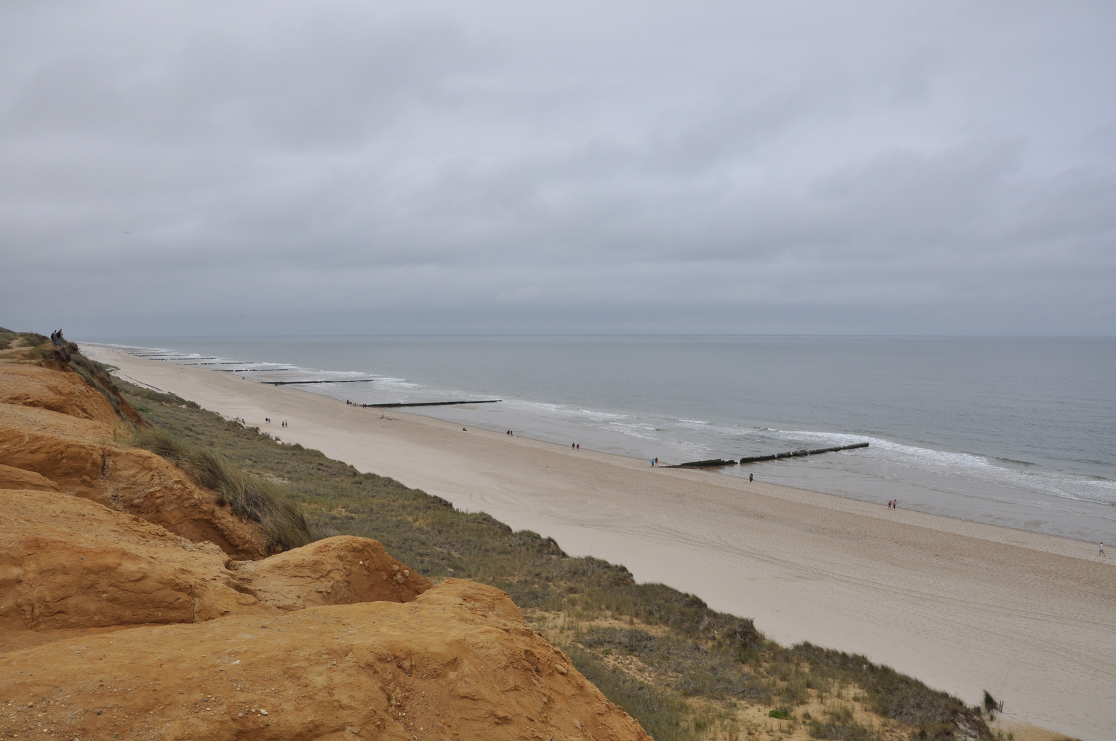 Sylt 2011 "rotes" Kliff bei Kampen  - Wo bleibt der Sommer?