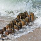 Sylt 2013 Buhnen bei auflaufendem Wasser am Strand bei Westerland