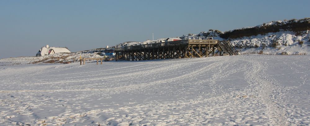 Sylt Kampen bei Schnee und Eis und Strandkörben