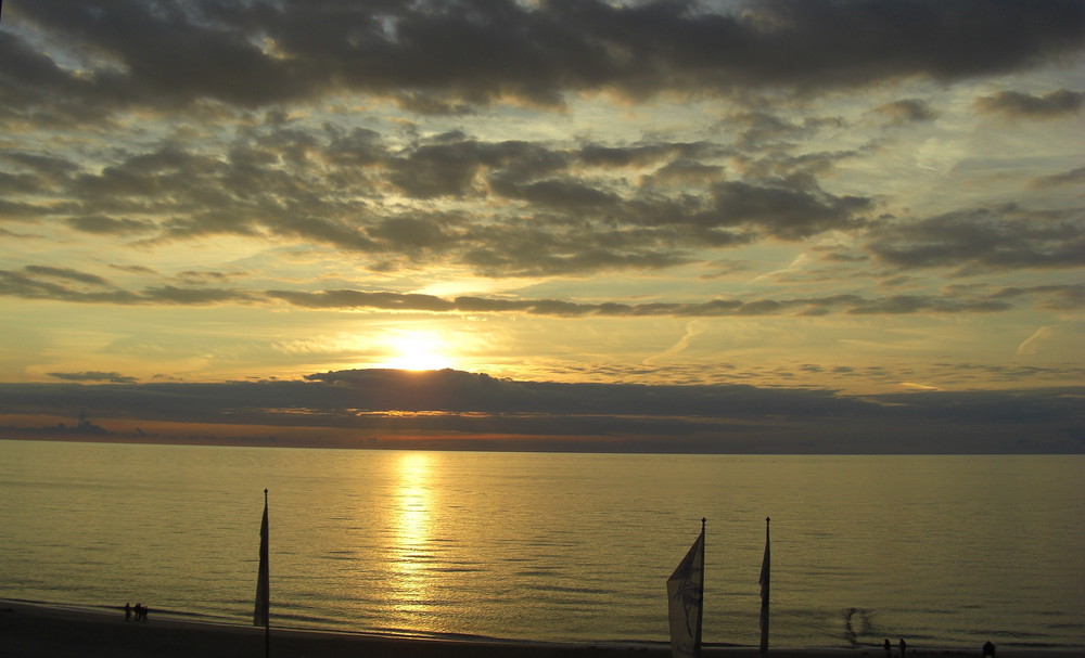 Sylt Sonnenuntergang bei Gosch am Kliff in Wenningstedt