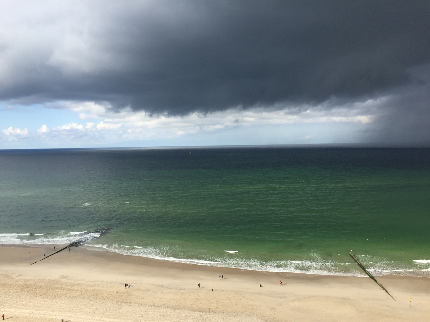 Sylt ... the rain is coming