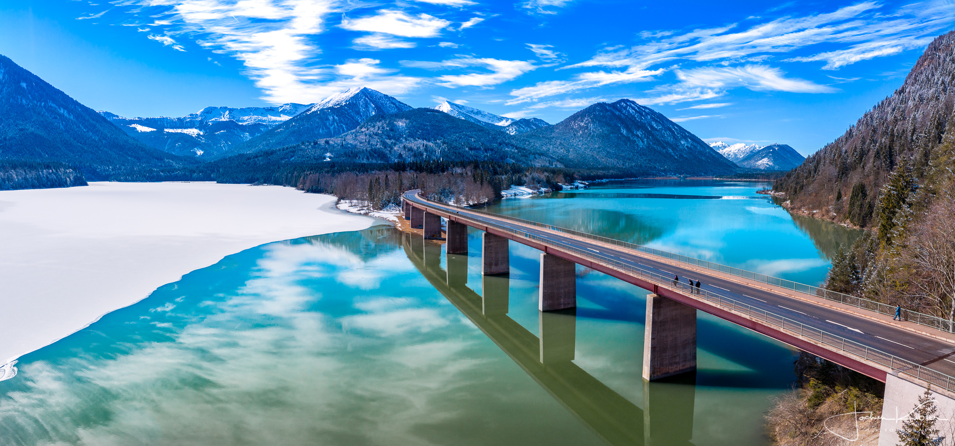 Sylvensteinsee mit Faller-Klamm-Brücke