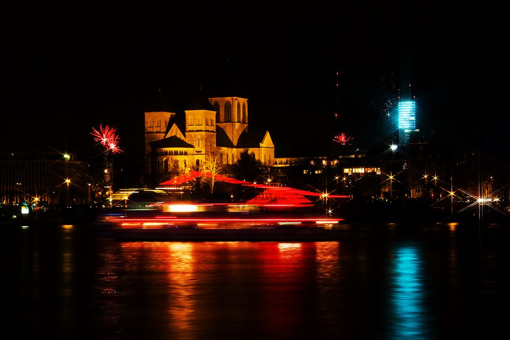 Sylvester Köln II. Foto &amp; Bild | architektur, architektur bei nacht