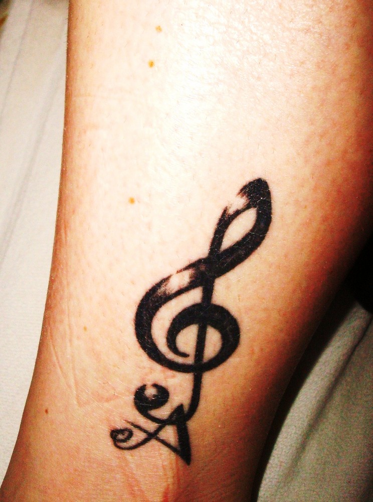 Symbol für die liebe zur musik und das symbol für eine staken freundschaft Foto & Bild szene