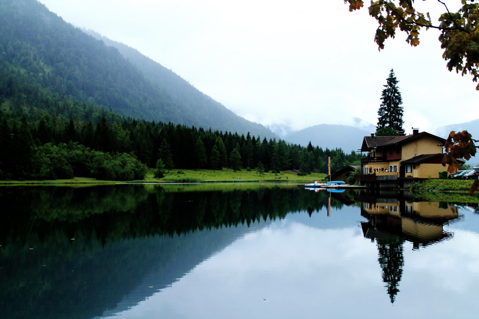 Symmetrie der Natur Foto & Bild | landschaft, berge, bergseen Bilder ...