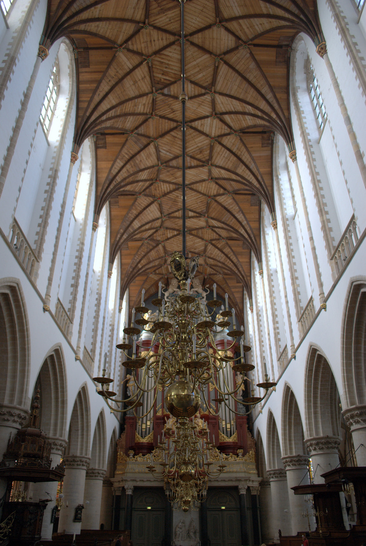 Symmetrie in einer holländischen Kirche