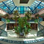 Symmetrie - West Indies Shopping Mall