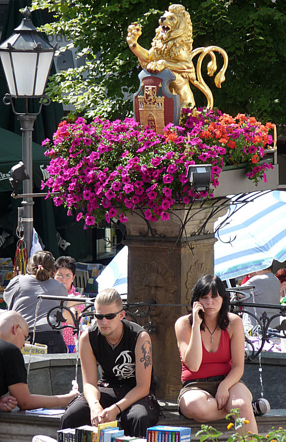 Szene auf dem Alten Markt in Hachenburg