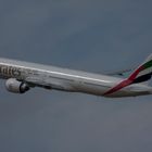 T7-300 ER Emirates