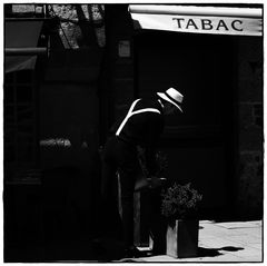 TABAC / Y