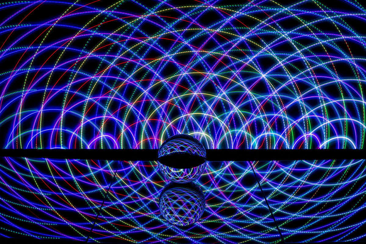 Table-Lightpainting-7-6477-2k